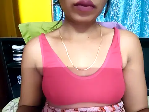 Snapshot of cutesoma2 chatting on March 13, 6:03 pm cutesoma2 online show from March 13, 6:03 pm
