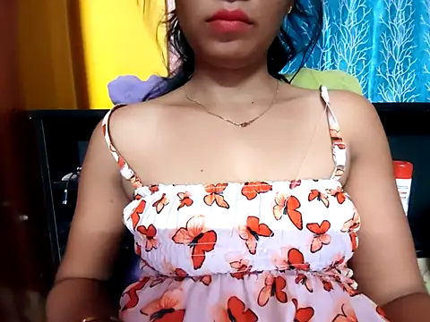 Snapshot of cutesoma2 chatting on May 15, 7:54 pm cutesoma2 online show from May 15, 7:54 pm