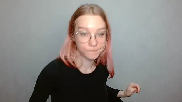 Snapshot of cindi_hot chatting on December 15, 12:06 pm cindi hot online show from December 15, 12:06 pm