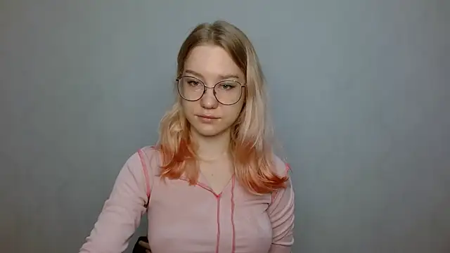 Snapshot of cindi_hot chatting on January 12, 9:40 am cindi hot online show from January 12, 9:40 am