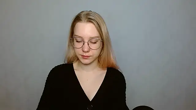 Snapshot of cindi_hot chatting on January 17, 10:22 am cindi hot online show from January 17, 10:22 am