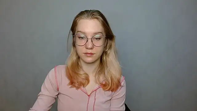 Snapshot of cindi_hot chatting on January 29, 9:12 am cindi hot online show from January 29, 9:12 am