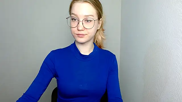 Snapshot of cindi_hot chatting on March 15, 11:29 am cindi hot online show from March 15, 11:29 am