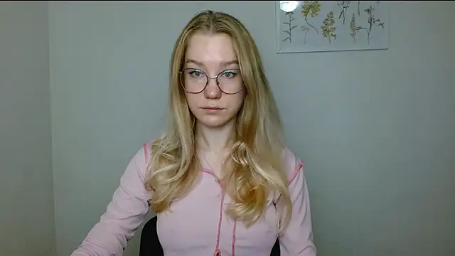 Snapshot of cindi_hot chatting on September 28, 8:42 am cindi hot online show from September 28, 8:42 am