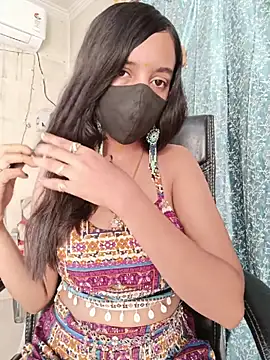 Parinaaz18 online show from May 18, 1:13 am