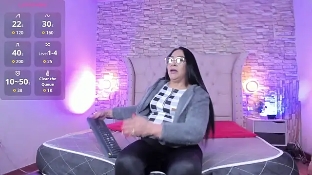 Gina Myers online show from March 30, 12:17 pm