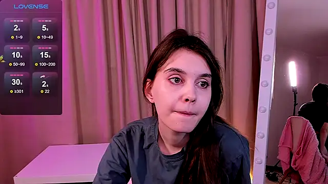 SusieMorris online show from December 6, 8:15 am