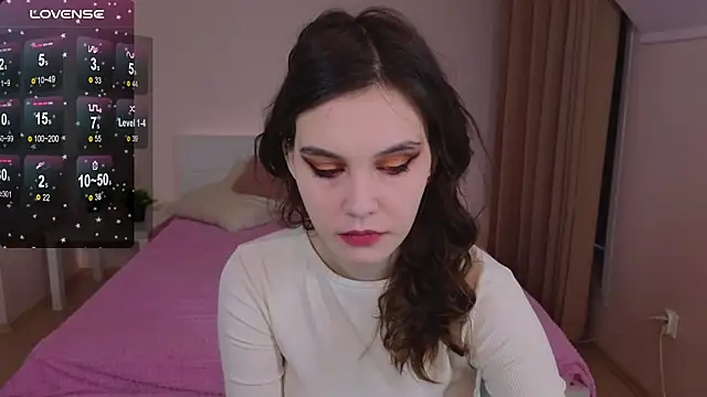 SusieMorris online show from February 28, 1:15 am