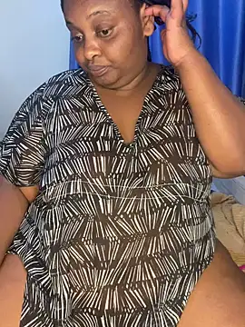 Snapshot of thickyelliana chatting on March 6, 8:05 pm thickyelliana online show from March 6, 8:05 pm