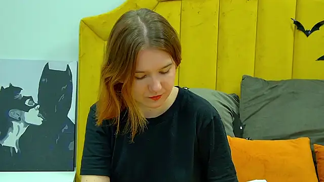 Snapshot of LessySmith chatting on October 27, 4:22 pm LessySmith online show from October 27, 4:22 pm