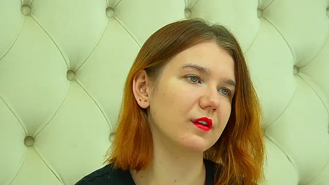 Snapshot of LessySmith chatting on November 9, 4:16 pm LessySmith online show from November 9, 4:16 pm