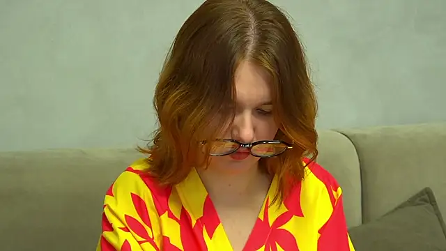 Snapshot of LessySmith chatting on November 29, 4:43 pm LessySmith online show from November 29, 4:43 pm