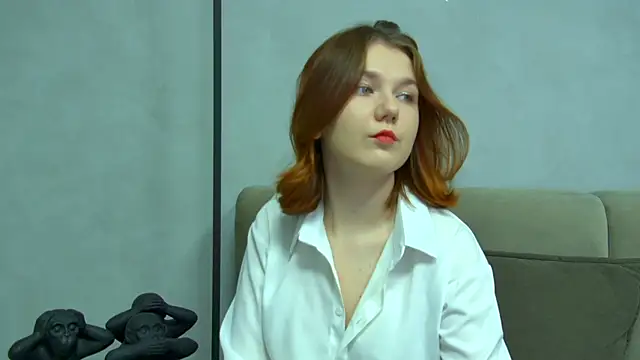 LessySmith online show from April 11, 4:11 pm