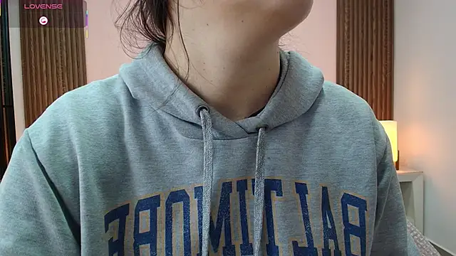 alina martinelli online show from February 7, 10:52 am