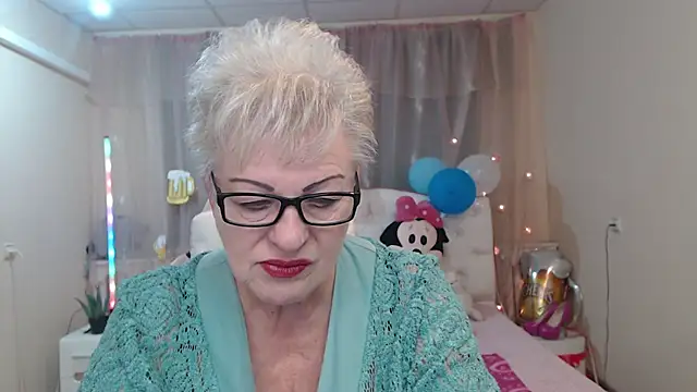 KayleSmoll online show from September 27, 6:24 pm