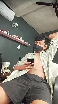 Snapshot of richardjames95 chatting on January 16, 8:02 pm richardjames95 online show from January 16, 8:02 pm