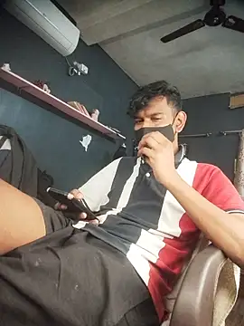 Snapshot of richardjames95 chatting on February 20, 1:33 pm richardjames95 online show from February 20, 1:33 pm