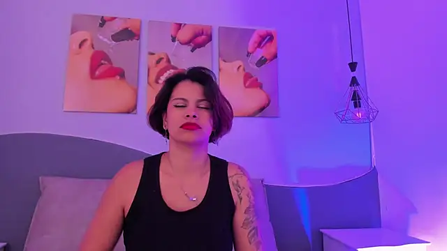 MarianaSanz online show from February 6, 1:36 pm