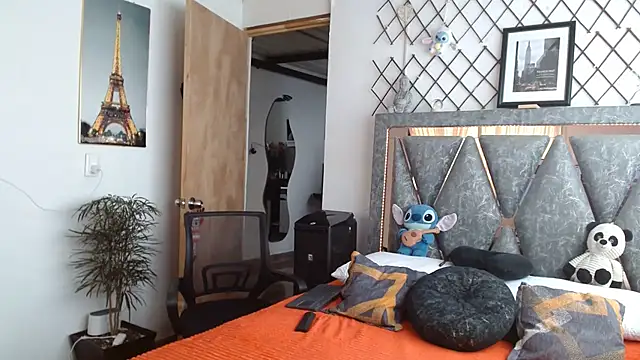 Snapshot of Nathan_Mendoza chatting on July 12, 1:35 pm Nathan Mendoza online show from July 12, 1:35 pm
