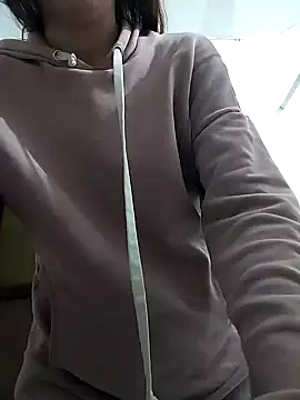 Snapshot of KateDer7 chatting on January 4, 1:21 pm KateDer7 online show from January 4, 1:21 pm