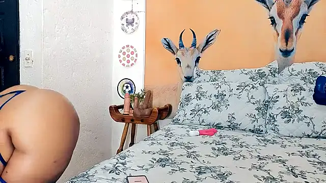 GiantBootyMilf online show from March 14, 10:26 pm