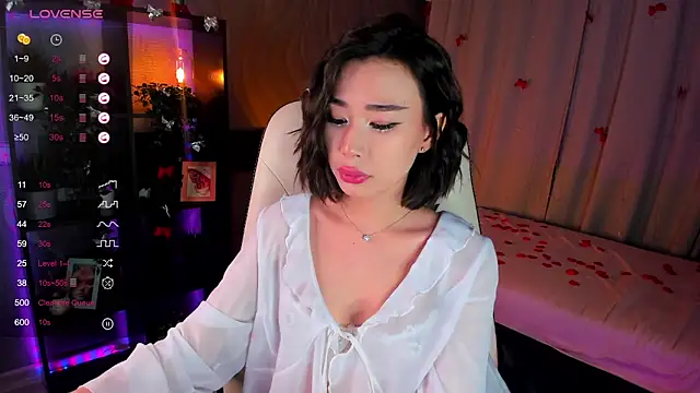 sensualily online show from February 19, 4:03 pm
