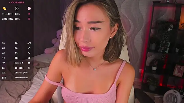 sensualily online show from May 22, 3:28 pm