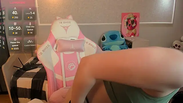 Chloe your Moyaz online show from September 27, 4:39 am