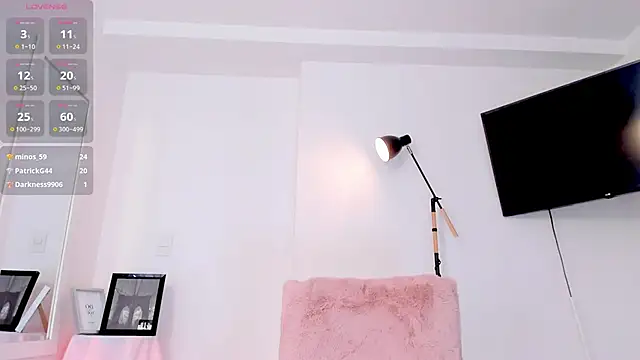 Hannaos online show from December 10, 6:28 pm