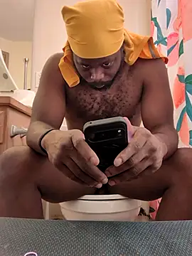 Snapshot of goodboybaddaddy chatting on June 12, 2:32 am goodboybaddaddy online show from June 12, 2:32 am