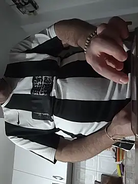 Snapshot of Maryo0001 chatting on November 10, 11:48 pm Maryo0001 online show from November 10, 11:48 pm