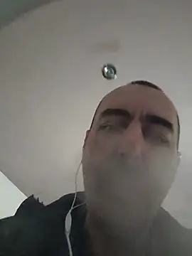 Snapshot of Maryo0001 chatting on December 20, 11:06 am Maryo0001 online show from December 20, 11:06 am