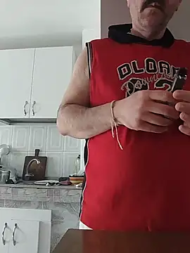 Snapshot of Maryo0001 chatting on March 15, 8:31 am Maryo0001 online show from March 15, 8:31 am