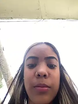 NAUGHTY LITTLE 18 online show from December 30, 5:02 pm