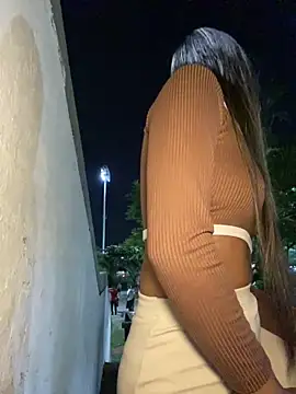 NAUGHTY LITTLE 18 online show from January 16, 12:12 am