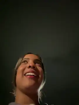 NAUGHTY LITTLE 18 online show from March 6, 3:13 am