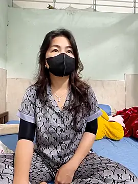 lyna bl online show from March 7, 10:51 pm