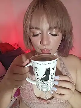 kitten sweet online show from June 12, 11:14 pm