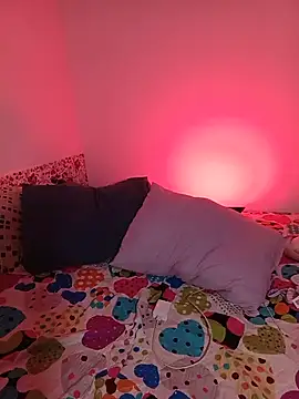 kitten sweet online show from June 14, 3:08 am