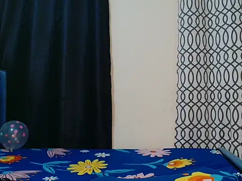 Snapshot of Pendo_ chatting on March 10, 9:51 pm Pendo online show from March 10, 9:51 pm