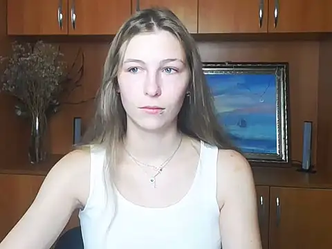 StrangerGi online show from July 15, 6:18 am