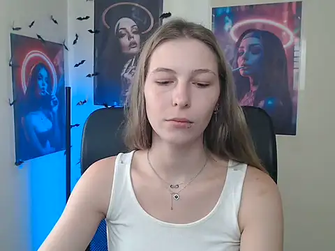 StrangerGi online show from July 24, 6:22 am