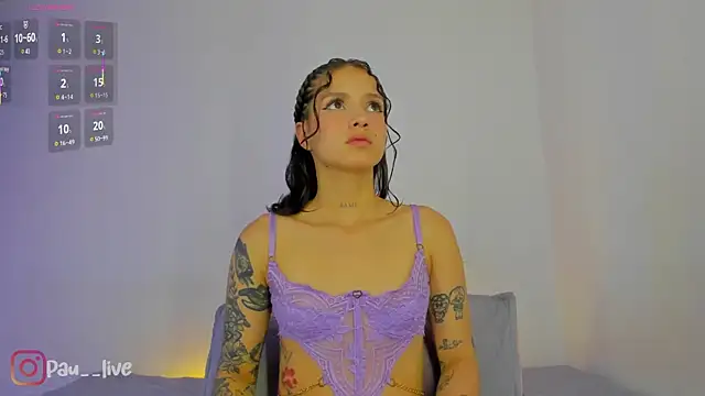 Snapshot of pau_live chatting on February 12, 5:24 am pau live online show from February 12, 5:24 am