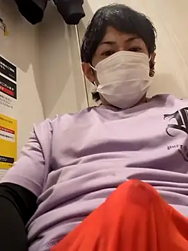 Snapshot of RYOTA8888888888 chatting on March 29, 2:17 pm RYOTA8888888888 online show from March 29, 2:17 pm