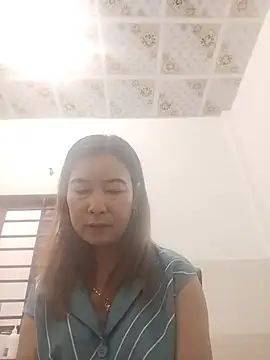 Sexy-ladyboobs20 online show from July 14, 1:41 am
