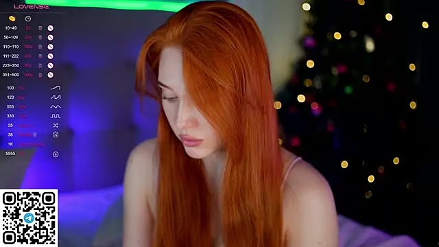 Snapshot of KleinGlif chatting on December 28, 9:09 am KleinGlif online show from December 28, 9:09 am