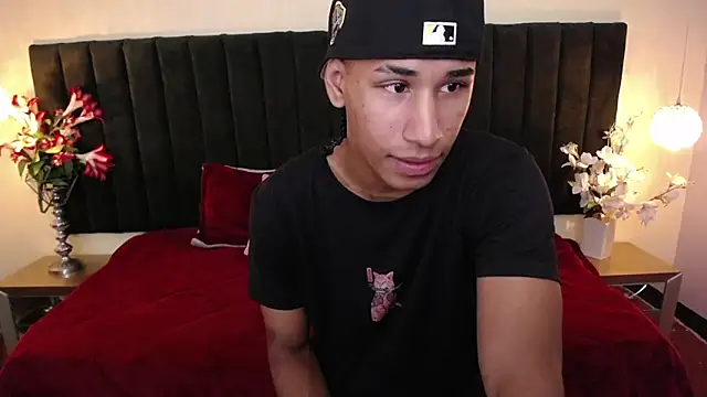 soft attraction online show from February 14, 6:59 pm