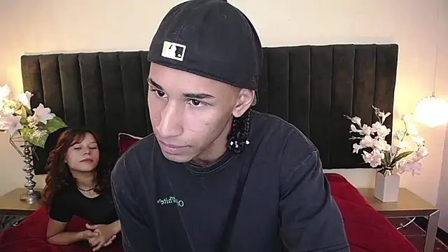 soft attraction online show from April 13, 8:03 pm