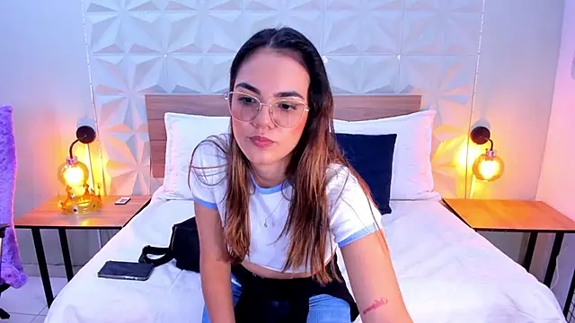 Snapshot of Stacey_white_ chatting on September 14, 7:57 pm Stacey white  online show from September 14, 7:57 pm