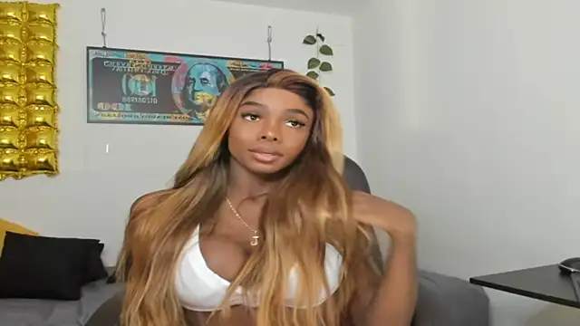 Snapshot of Georginaxx chatting on December 6, 4:06 pm Georginaxx online show from December 6, 4:06 pm